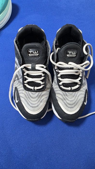 NIKE AIR Max TW 35,5