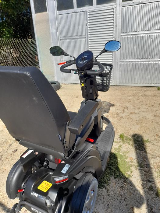 Електрическа количка