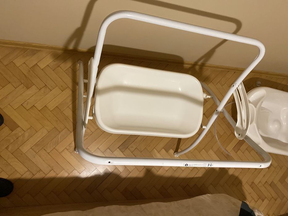 Анатомично бебешка вана CAM