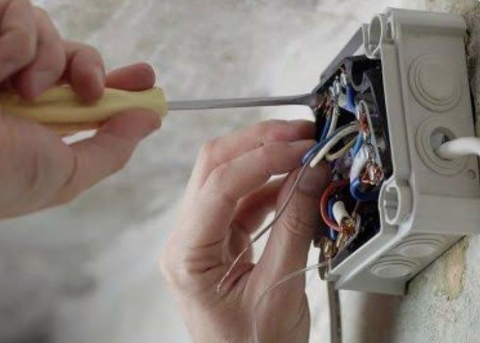 Услуги электрика, электромонтажные работы