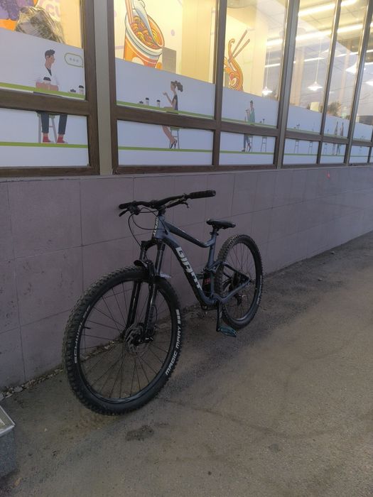Giant Stance 2022