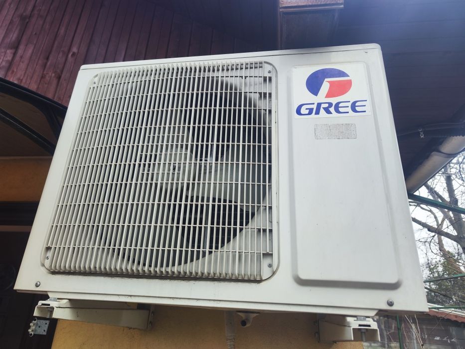 Vând mobilă + aer condiționat – preț minim, ridicare și demontare