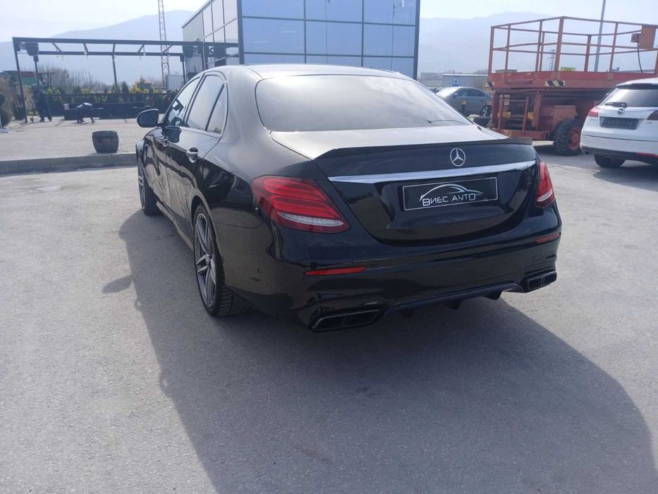 Mercedes-Benz E 63 AMG S 4Matic+