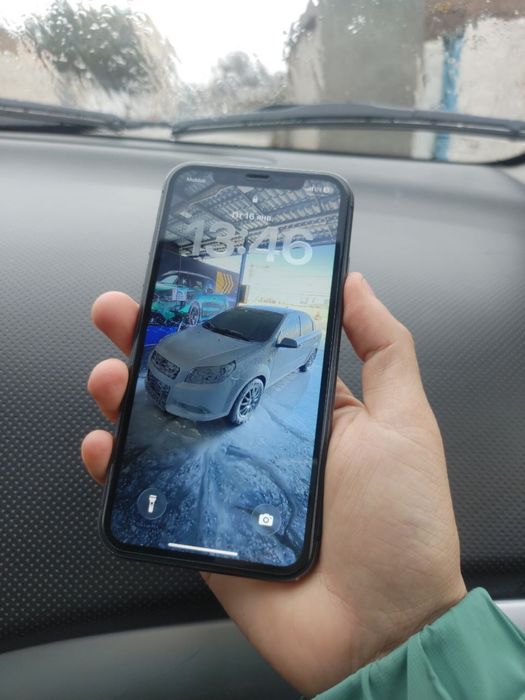 Iphone 11 sotiladi 128GB