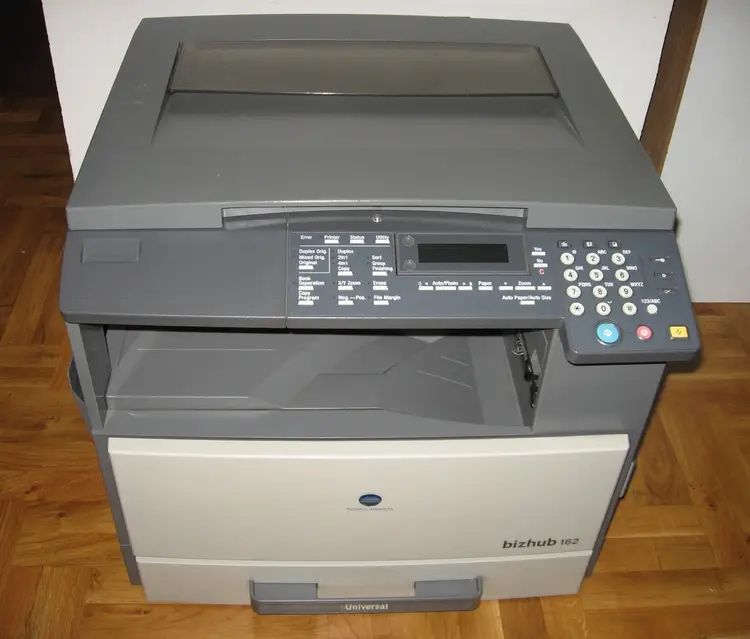 Продам МФУ на запчасти 5000тг