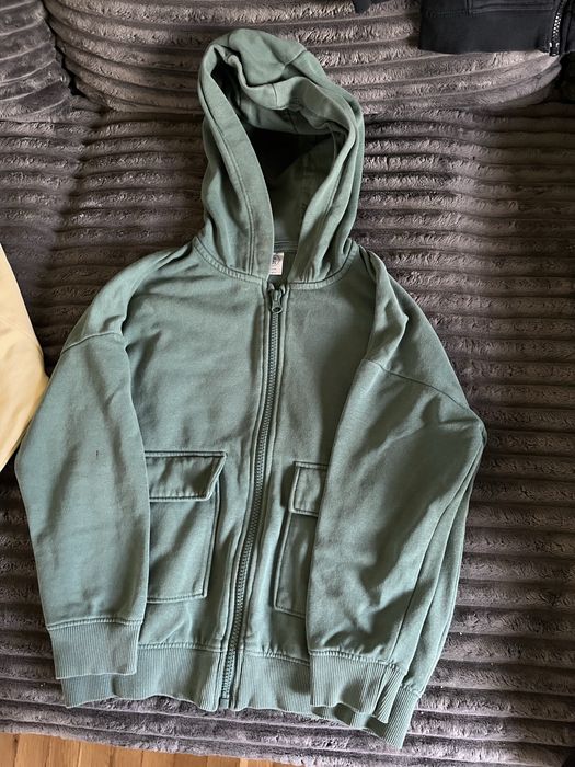 Лот долнище анцуг-5 броя и 3 суитшърта 122-128