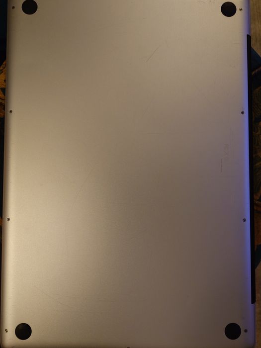 MacBook pro 17" 2010