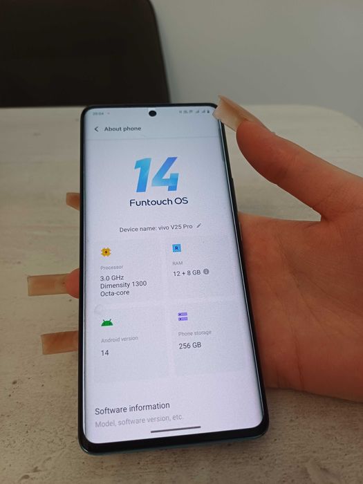 Телефон Vivo v25 pro