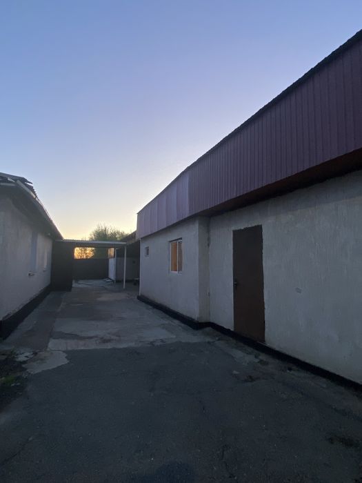 Дом с земельным участком