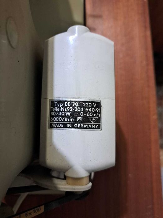 IDEAL - mașină de cusut electrică și manuală