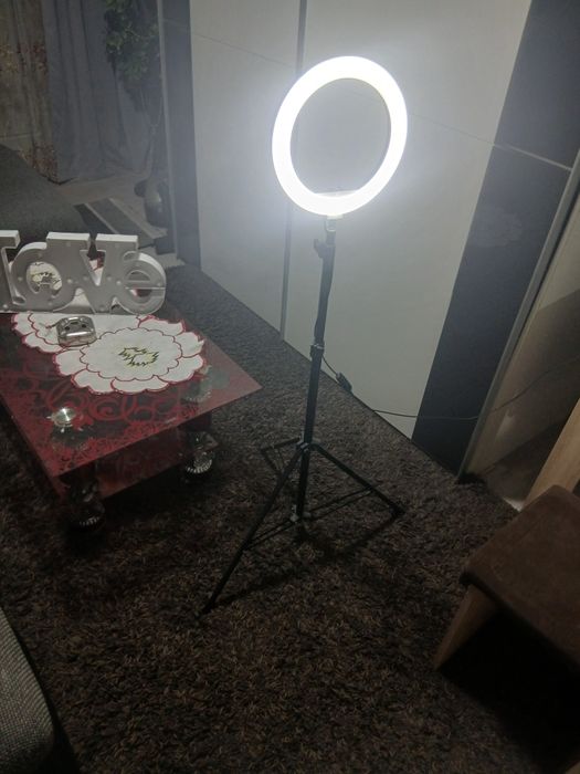 De vanzare kit tatuaj si laptop