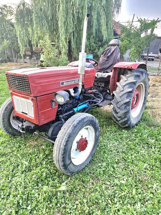 Tractor 445 DT de vânzare