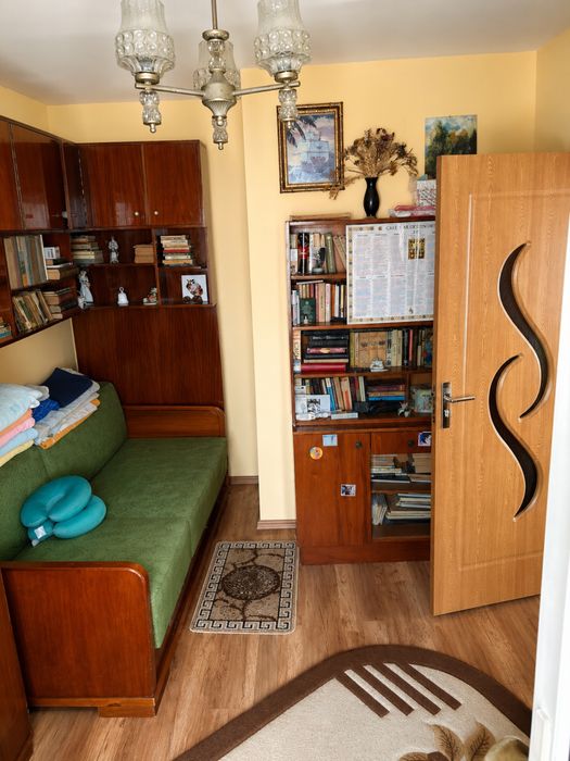Apartament 4 camere direct de la proprietar