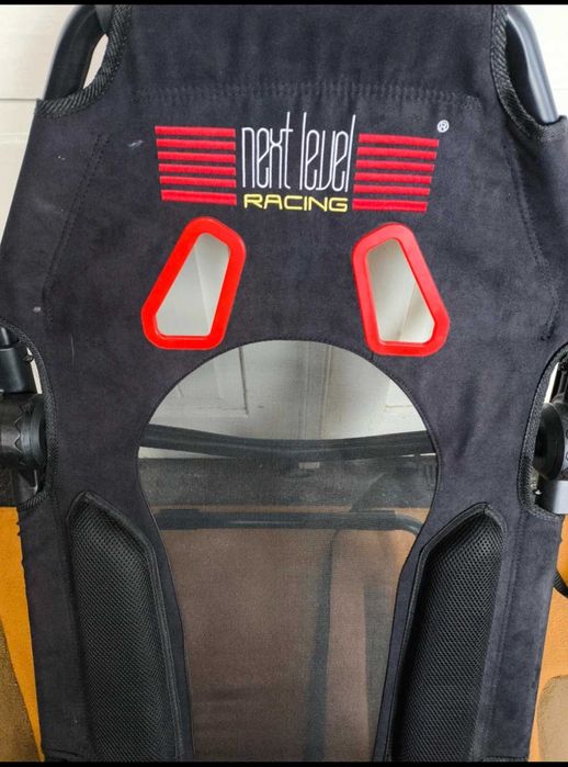 Cockpit Sim Racing Next Level Racing pliabil – pentru Logitech/Thrustmaster/Fanatec