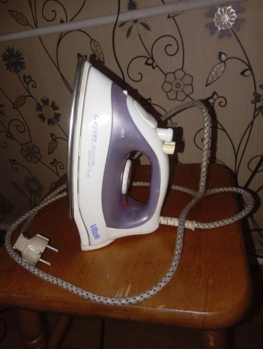 Утюг электрический