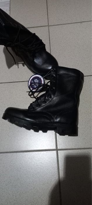 Продам берцы новые
