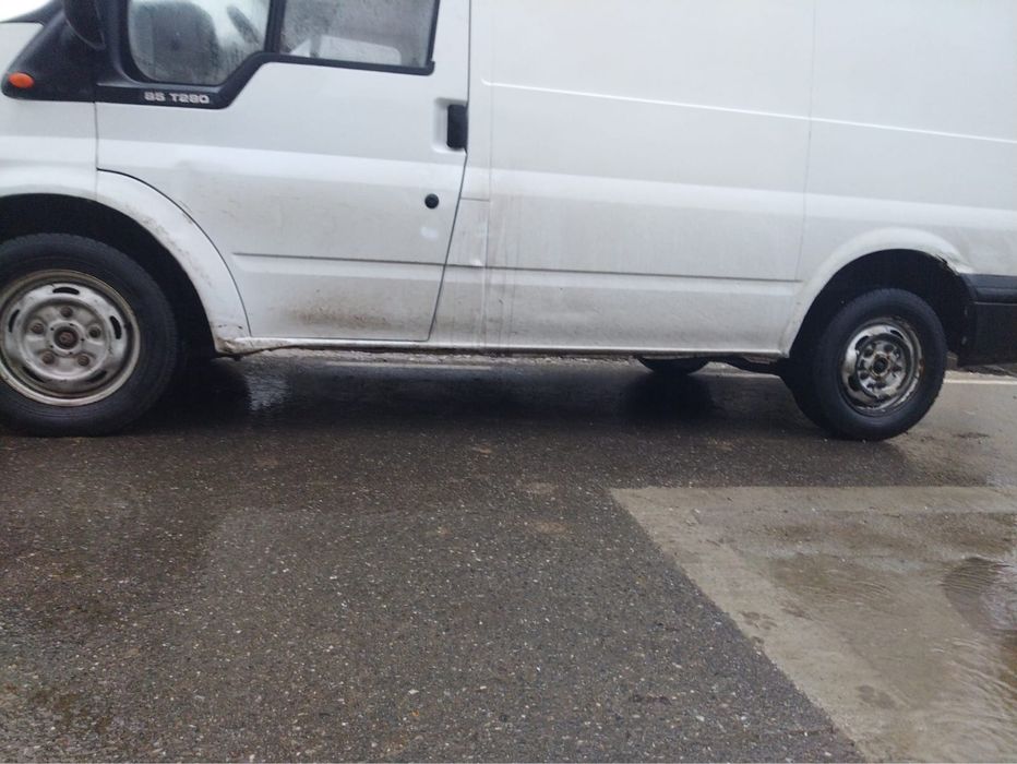 Vând ford transit