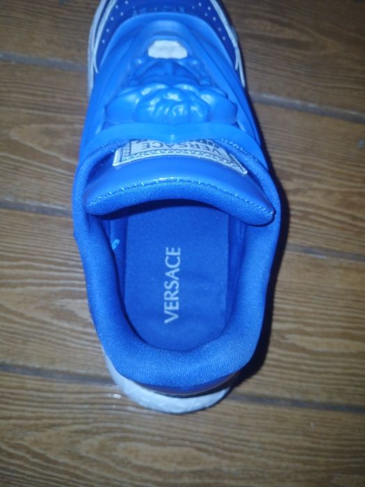Vand Versace odissea