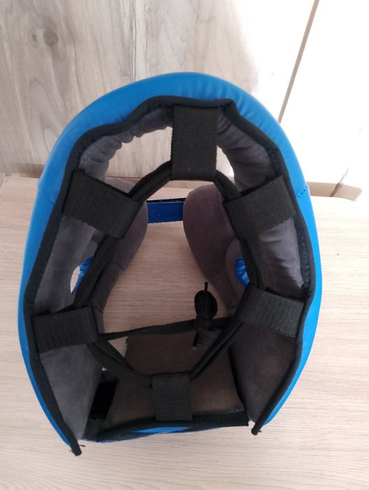 Боксерский шлем Adidas