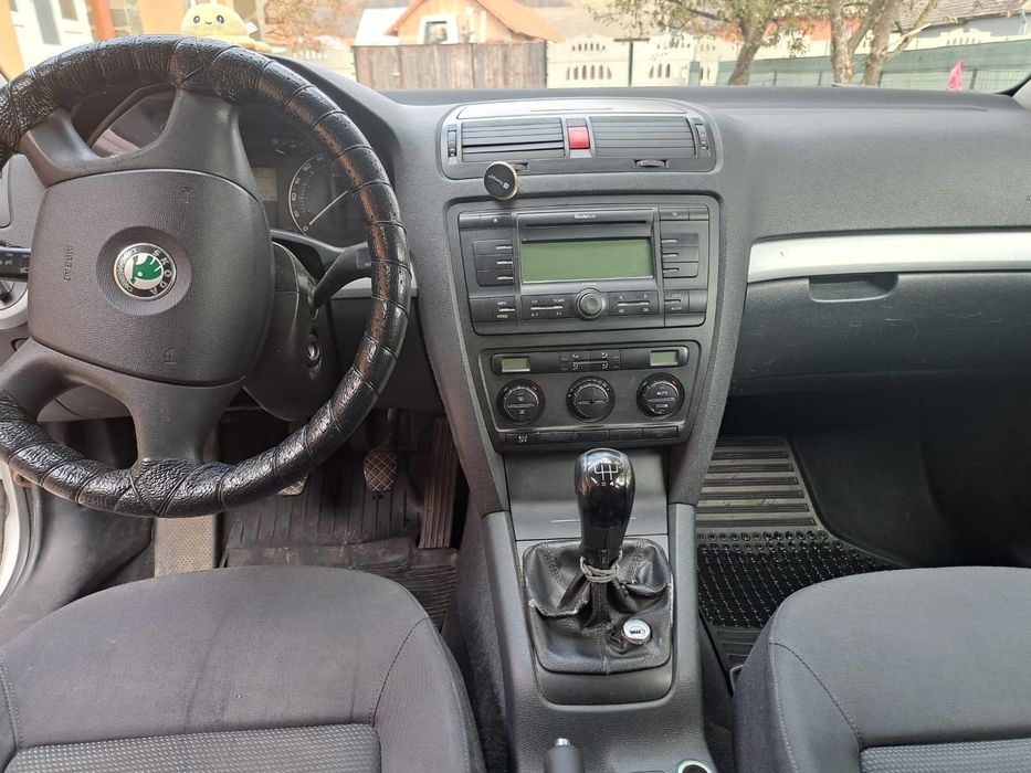 SKODA Octavia 2004 — imagine 4