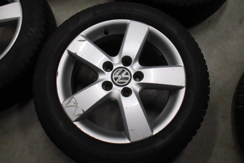 Jante originale VW pe 16 inch 205 55 16 iarna Golf Passat Skoda Octavia