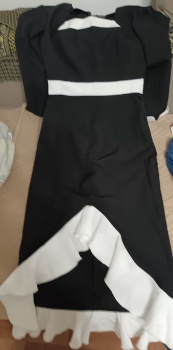 Платье новое продпю