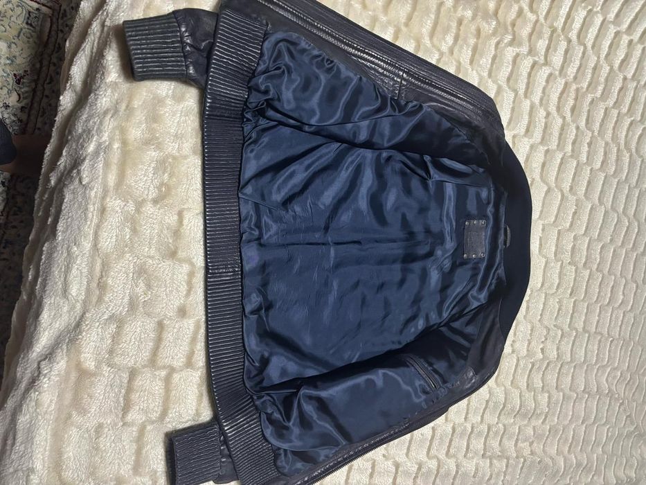 Стильная кожаная куртка