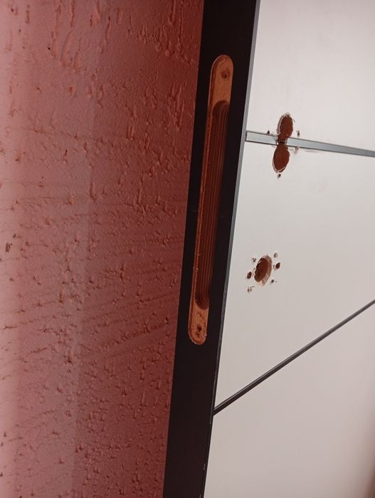 Продам межкомнатный дверь