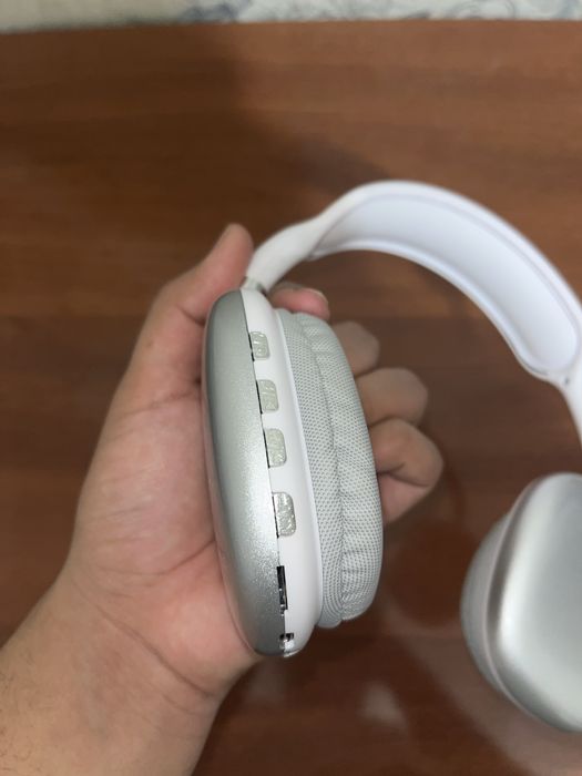 Наушники хедсет. P9, AKA (AirPods Max)