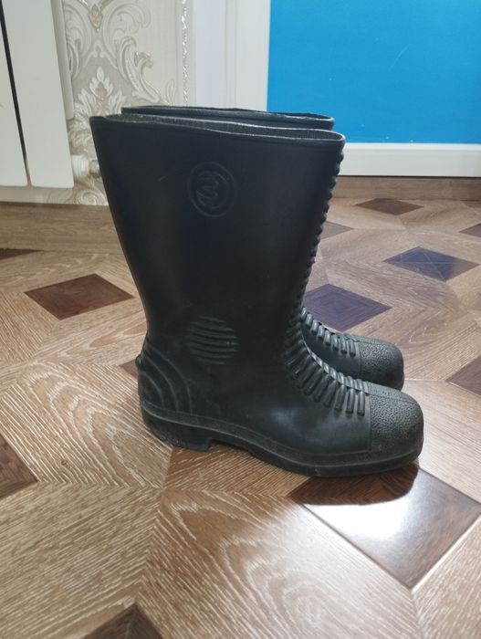 Продам боты Пожарного