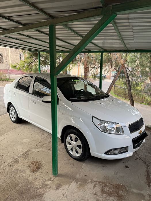 продается nexia 3 2020 год