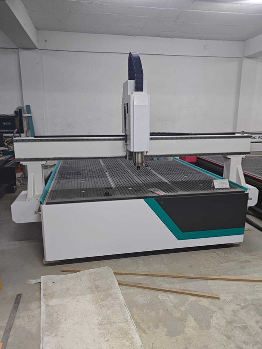 Фрезерно гравировальный станок.ЧПУ. 2130 сервогибридные моторы