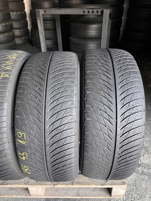4 anvelope iarna 245/45/19 , Michelin !