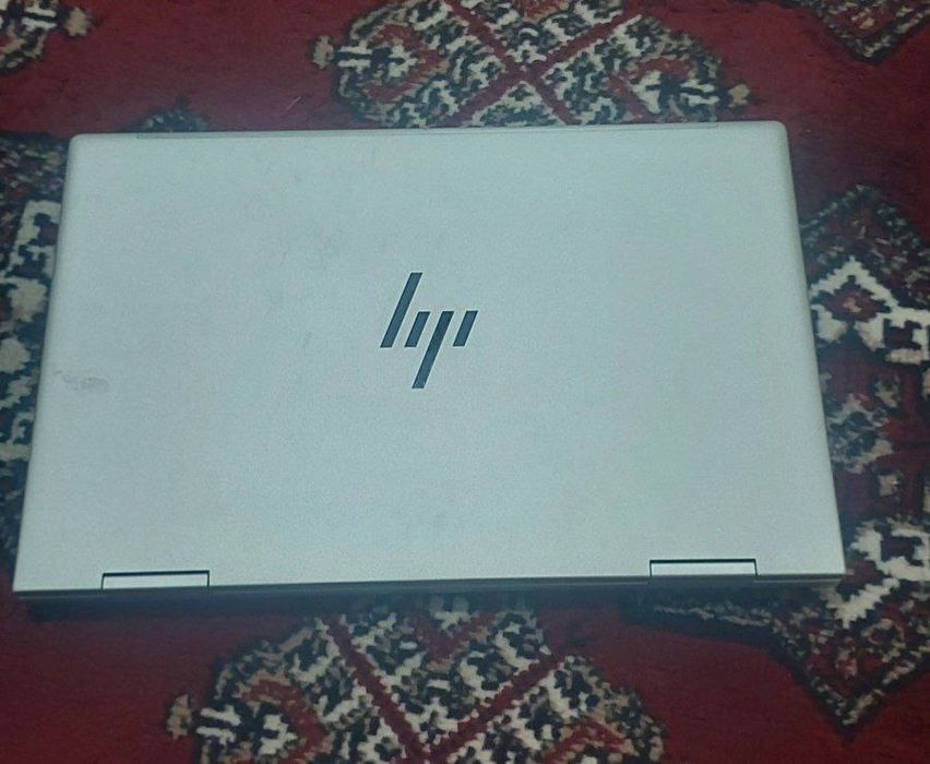 Noutbook hp I5 .