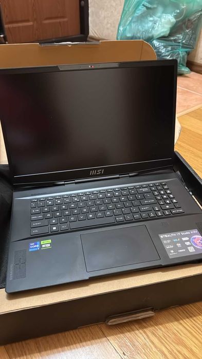 Ноутбук MSI Stealth 17 Studio A13VH