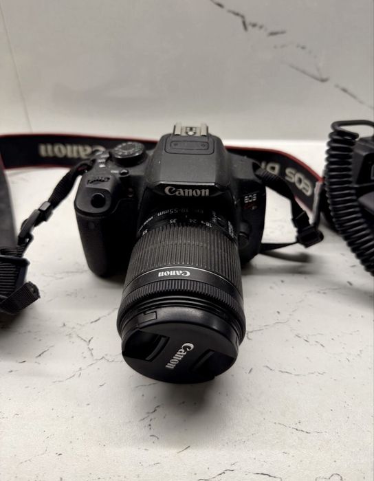 Продаю камеру Canon