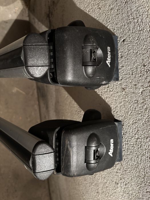 Продавам напречни греди за Renault Megane Scenic