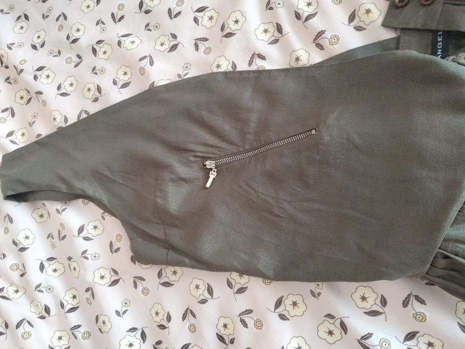 Юбка платье классное сбоку шикарный разрез р 42