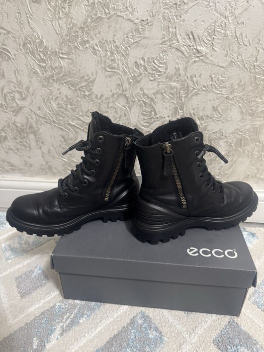 Продам детские сапоги