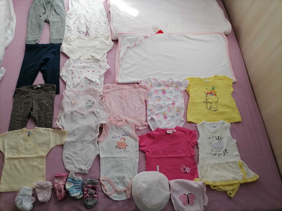 lot haine si accesorii marimea 62/68