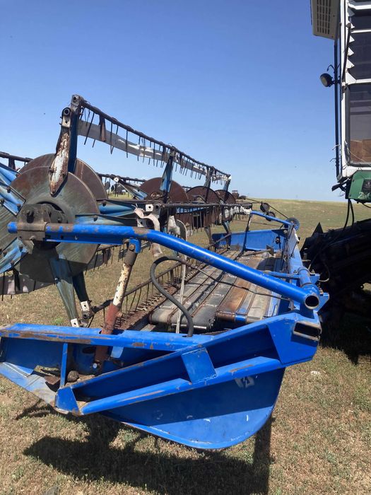 Комбайн Енисей-1200