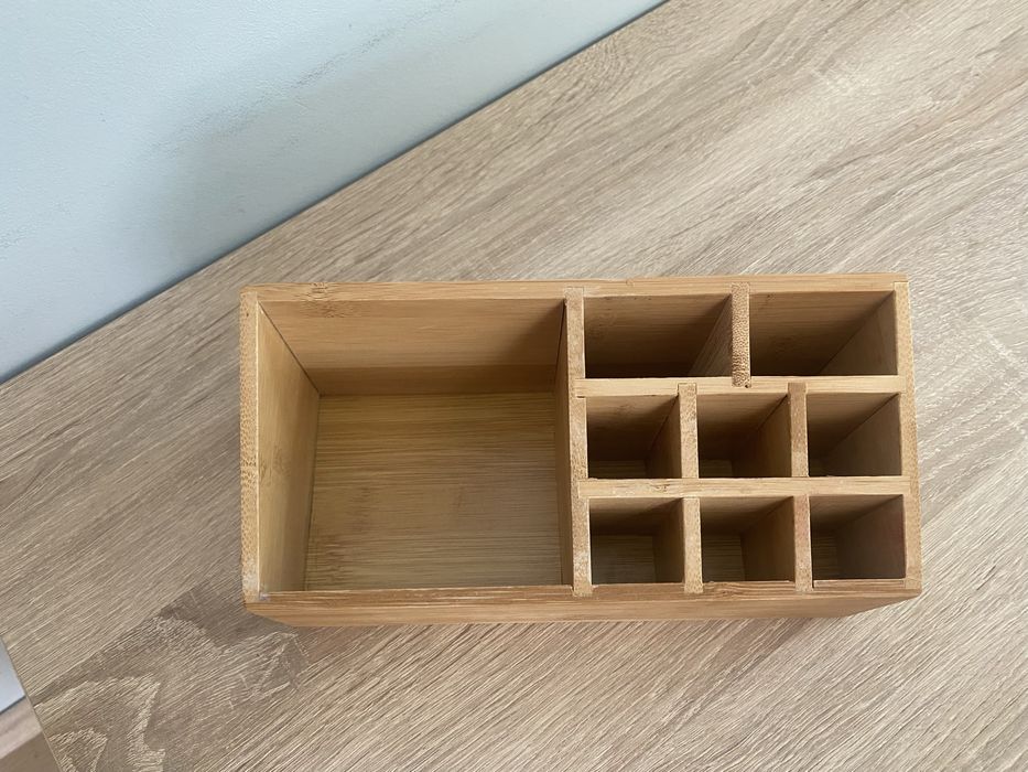 Органайзер за грим и козметика с 9 отделения