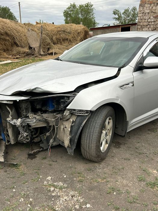 Продам Kia k5 после дтп