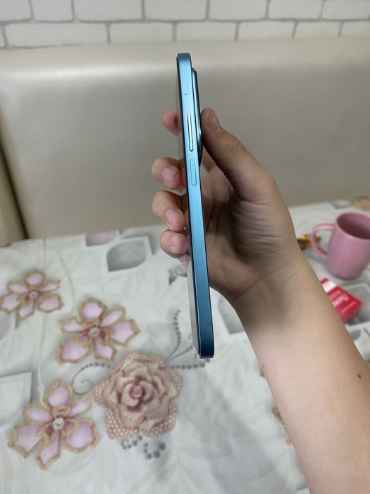 Honor 200 lite с коропкой