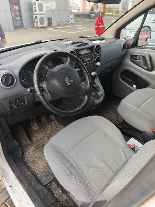 Vând Citroen Berlingo 1.6 diesel