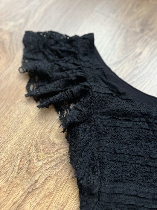 Мини черна рокля