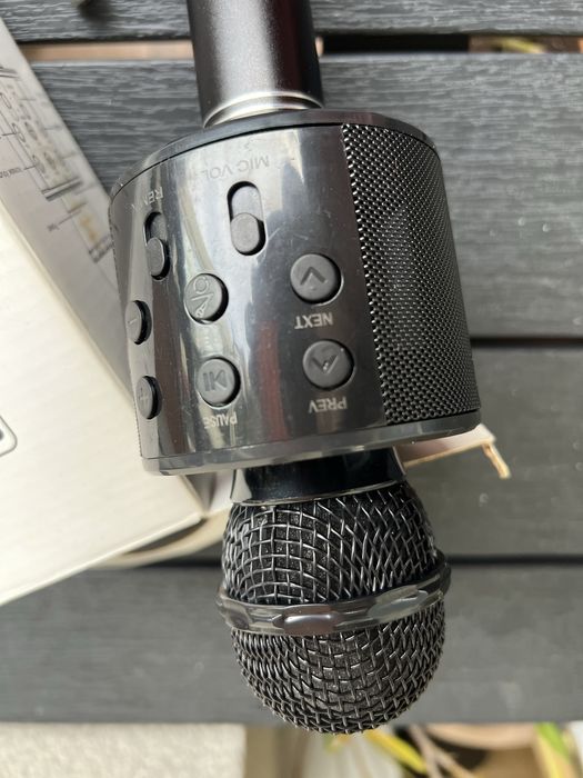 Микрофон  нов черен