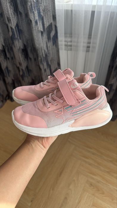 Кроссовки 33 размер