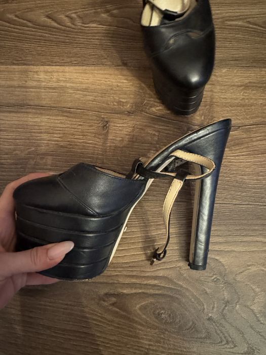 Обувки Gucci високи