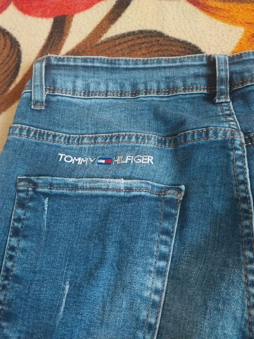 Blugi Tomy Hilfiger